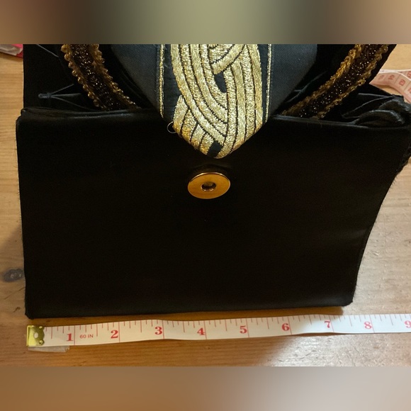 Evening black n gold bag with round handle and string for cross body bag. - Picture 3 of 7